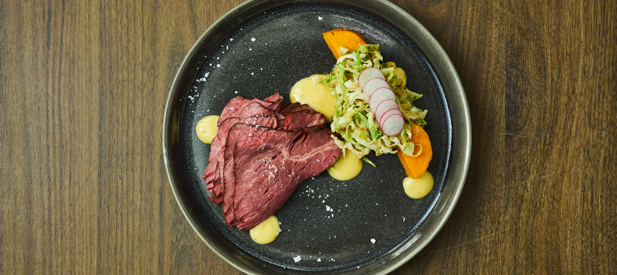 Roast beef með sætum kartöflum og blöðrukáli