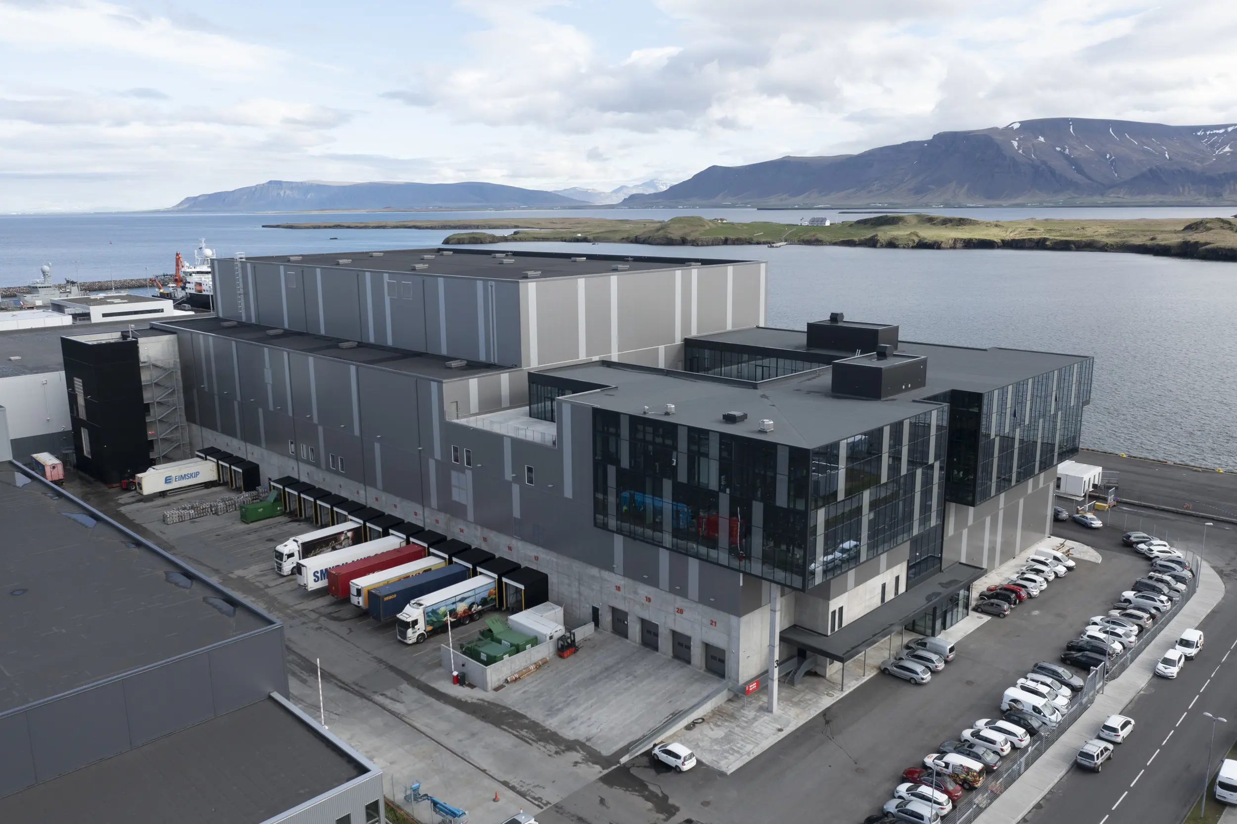 Download Innnes company brochure